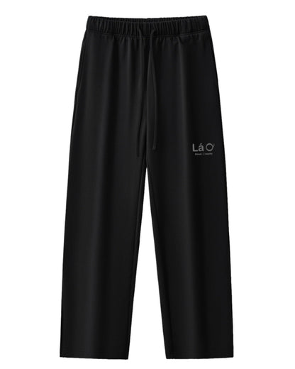 Lá Q - Essential Heavyweight Straight-Leg Sweatpants - Men view