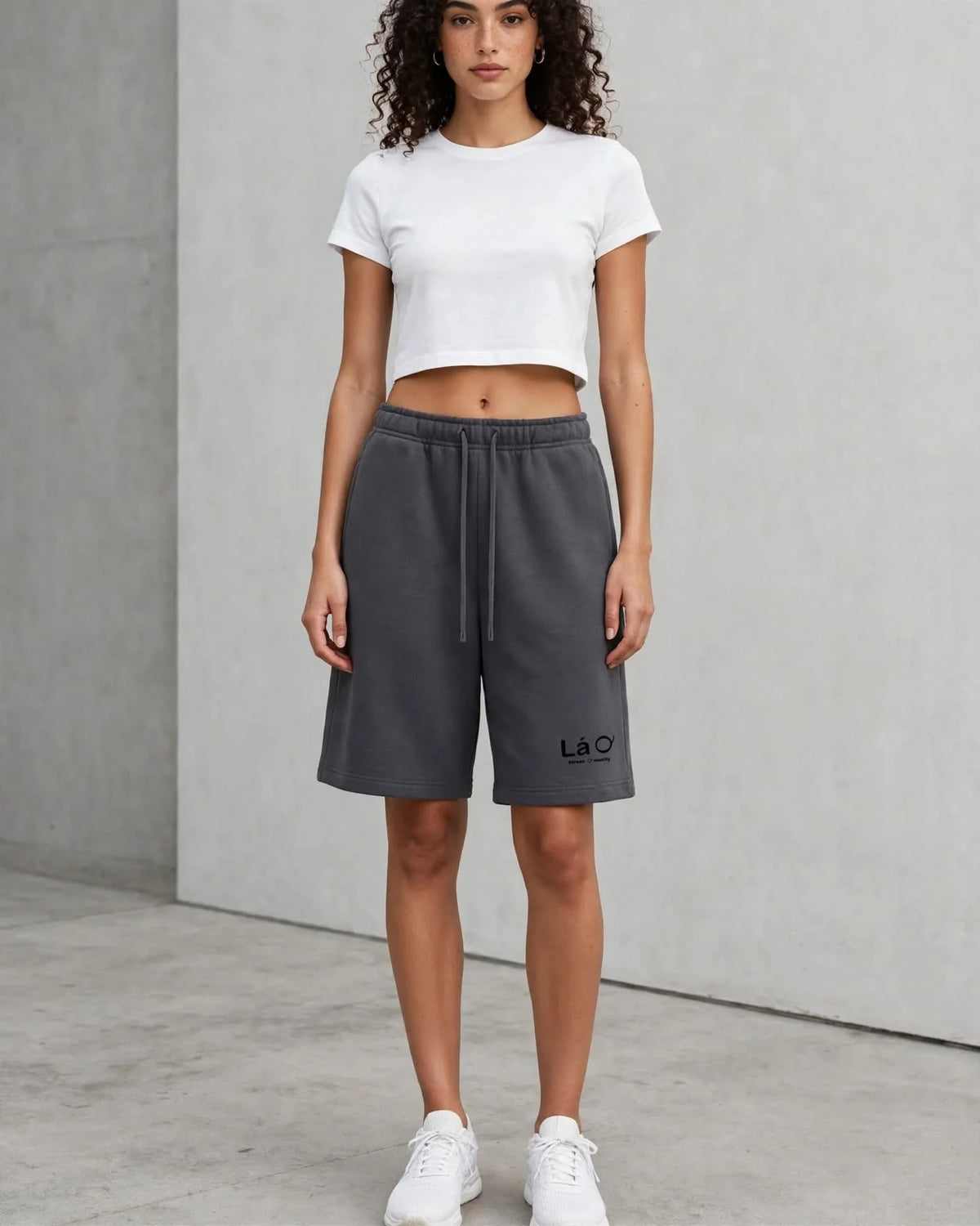 Lá Q - Essential Heavyweight Fleece Shorts - Women view