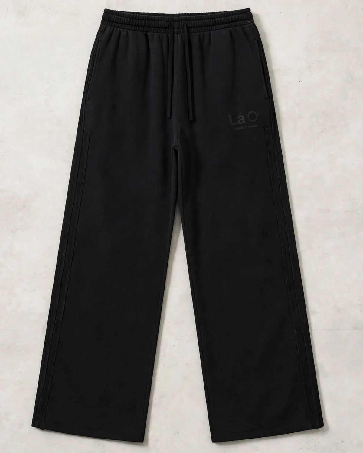 Lá Q - Snow Washed Raw Edge Sweatpants - Women view