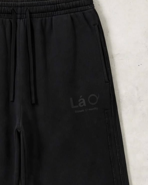 Lá Q - Snow Washed Raw Edge Sweatpants - Women view