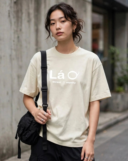 Lá Q - Boxy Oversized T-Shirt - Women view