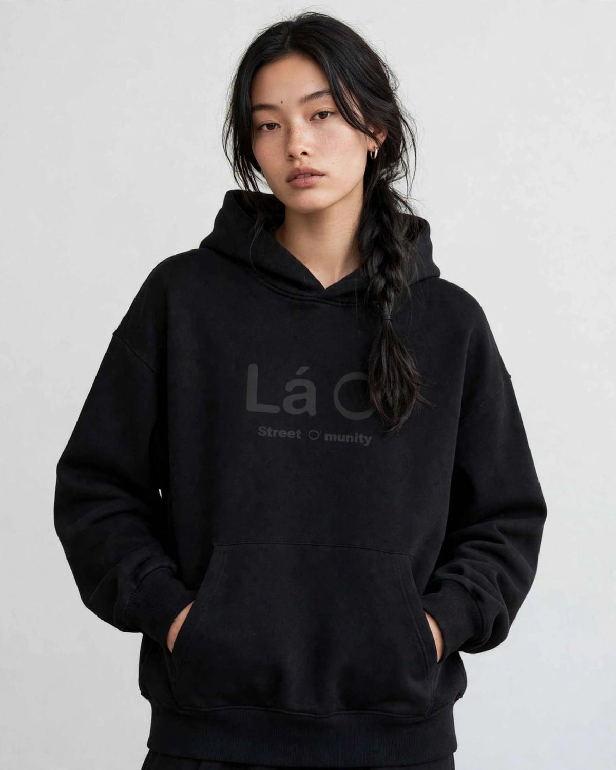 Lá Q - Essential Heavyweight Fleece Hoodie - Women view