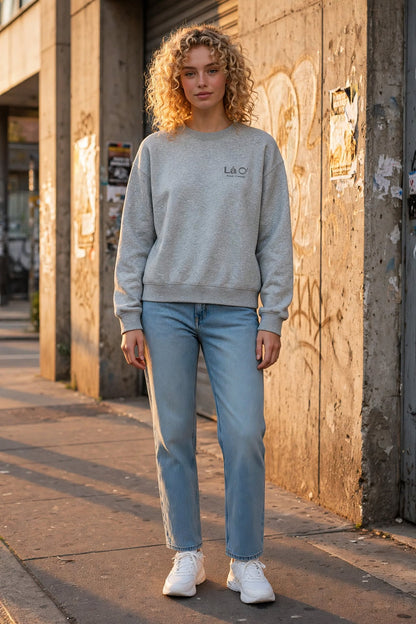 Lá Q Unisex Heavyweight Crewneck Sweatshirt - Women view