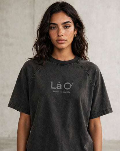 Lá Q - Vintage Washed Raglan Cotton T-Shirt - Women view
